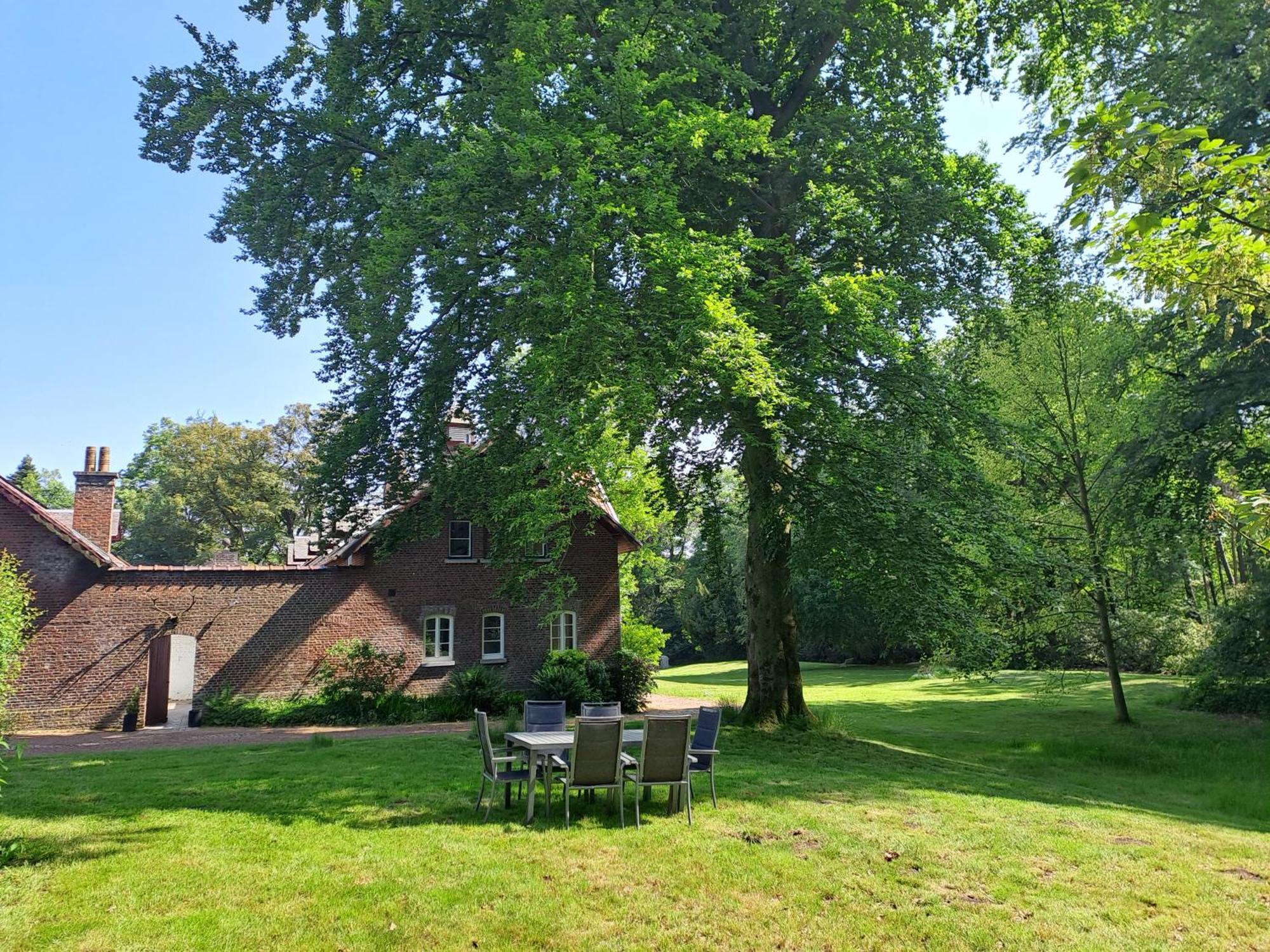 Gîte du Châtelet Villers-la-Ville Extérieur photo